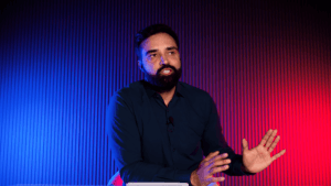 Paweł Svinarski, prowadzący kanał Dla Pieniędzy